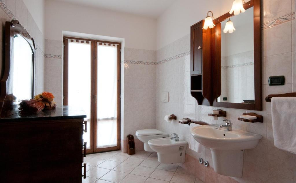 Agriturismo Il Crinale Castorano (Ascoli Piceno) Quarto foto